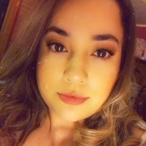 Meet your Posher, Ariana